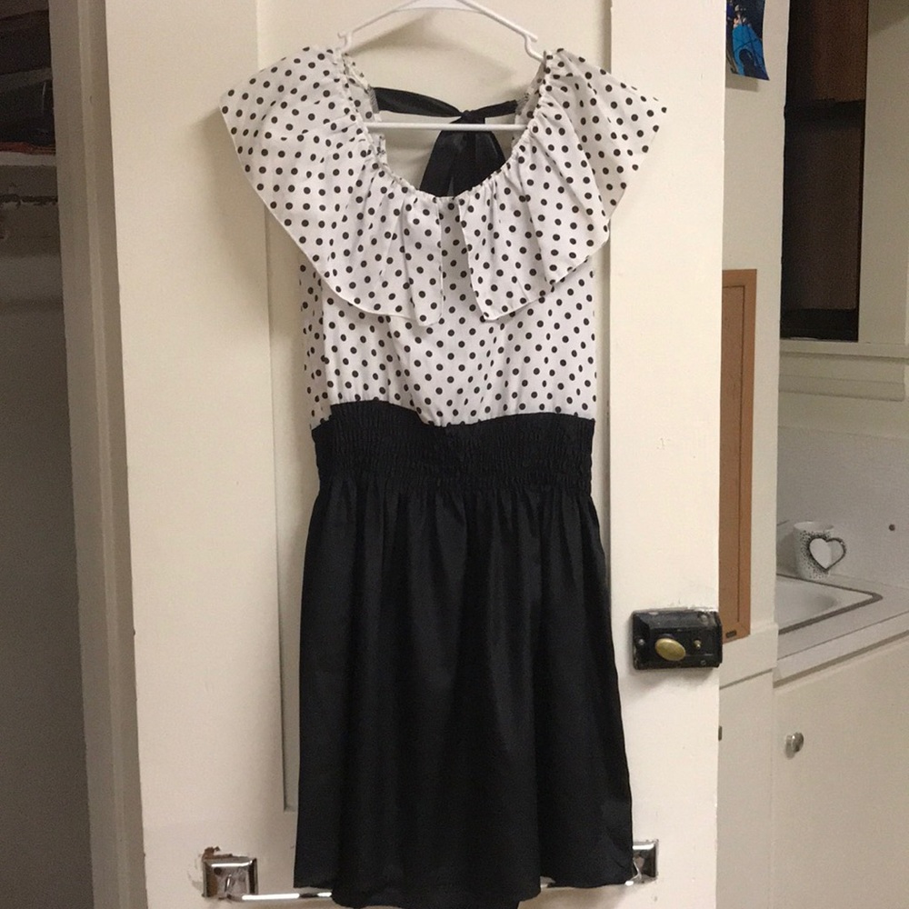 Black and white summer dress